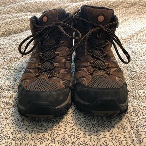 Men’s EUC Merrell Hiking Boots